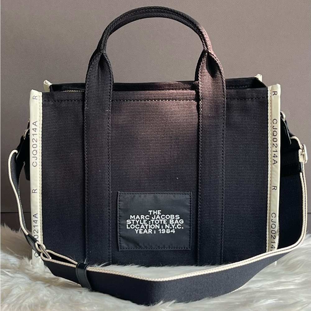 💰SOLD - Marc Jacobs The Jacquard Medium Tote Bag - Picture 7 of 14